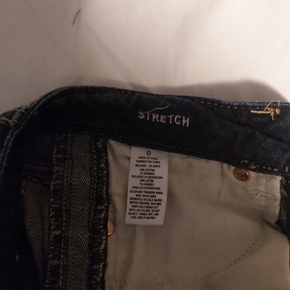 Dark wash low rise denim shorts - Picture 4 of 4